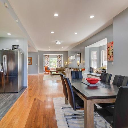 Spacious 5-Br House Near Transit W Parking شيكاغو المظهر الخارجي الصورة