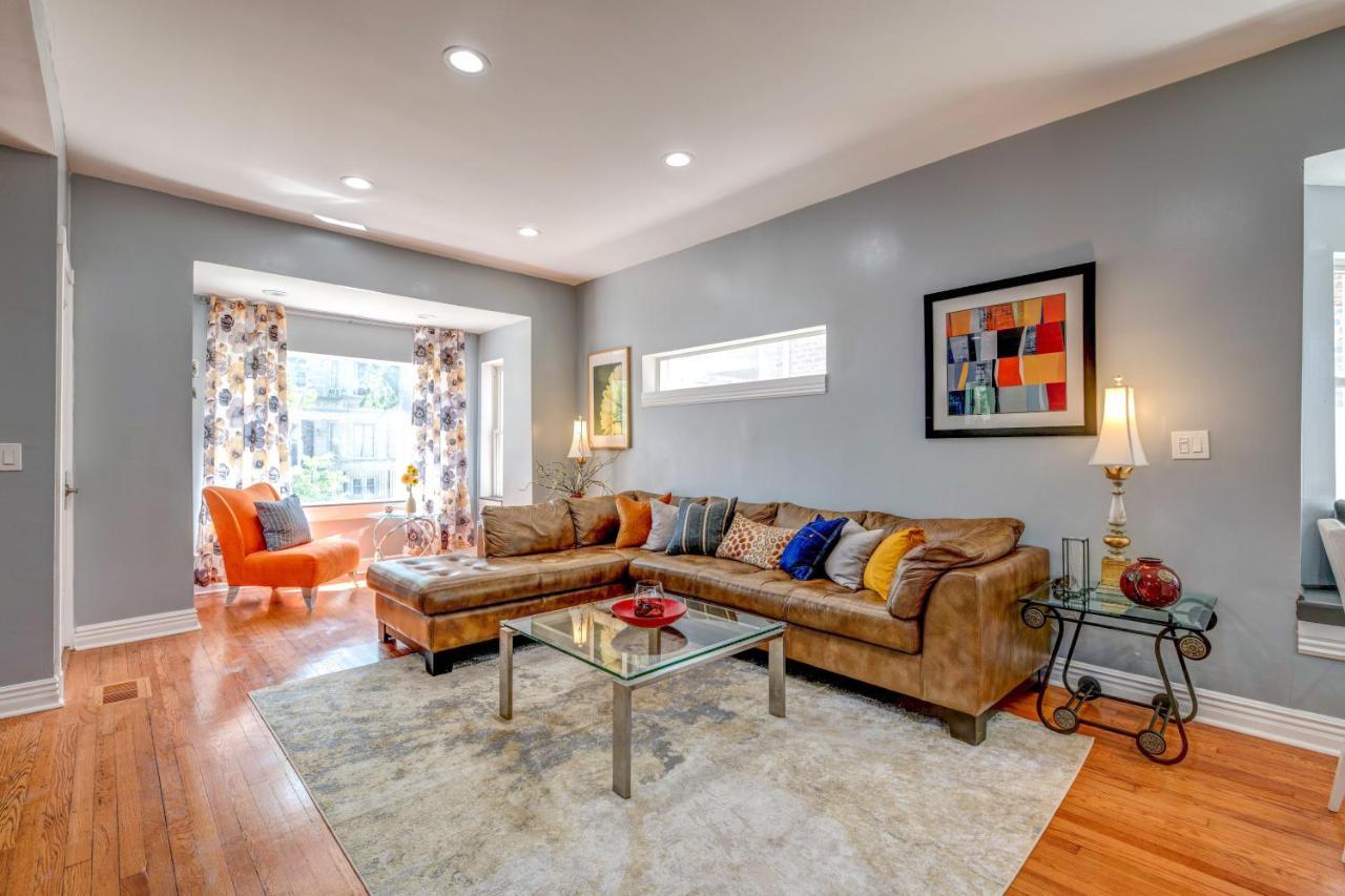 Spacious 5-Br House Near Transit W Parking شيكاغو المظهر الخارجي الصورة